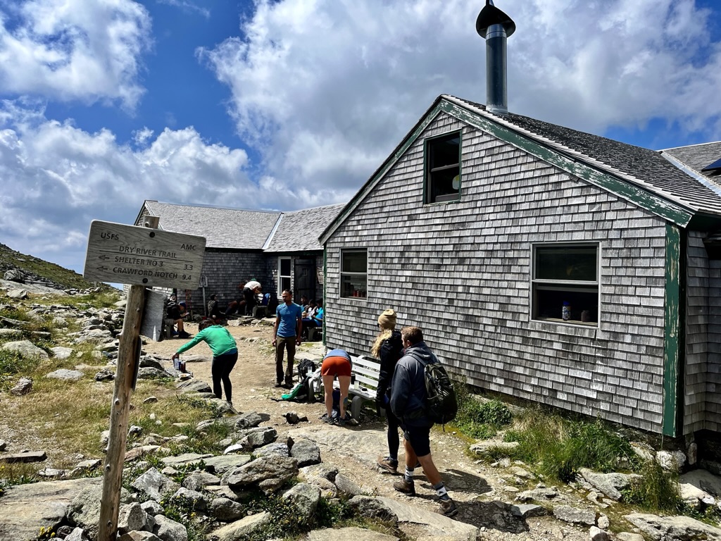 The Lakes Hut